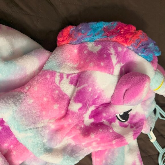 Doctor Unicorn Soft Unicorn Hooded Bathrobe Sleepwear - Girls 5-7 yrs - Preloved - Picture 6 of 6